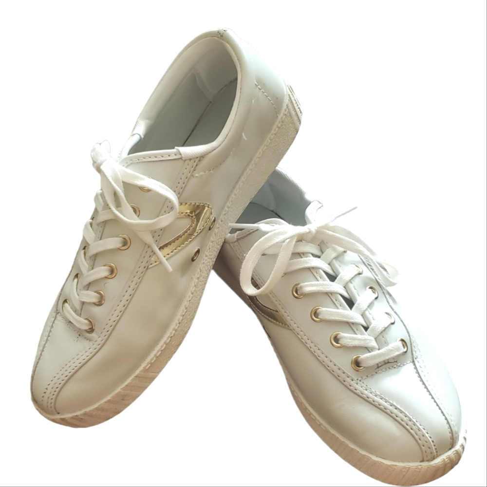 Tretorn White Leather Lifestyle Casual Gold Fashion Sneaker 7.5